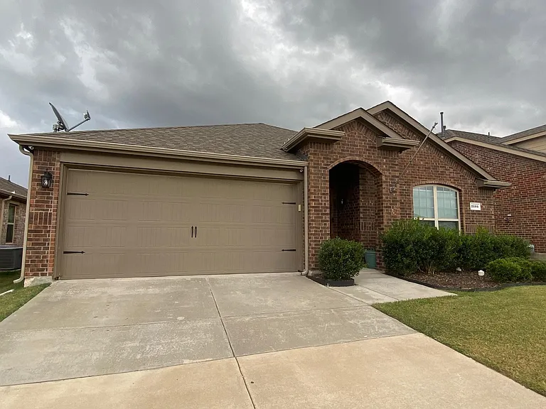 2105 Meadow Park Dr — Photo 18