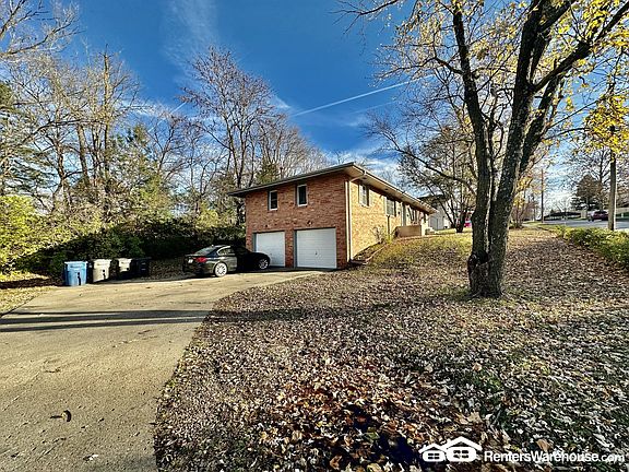 2nd image of 3315 SE 4th St