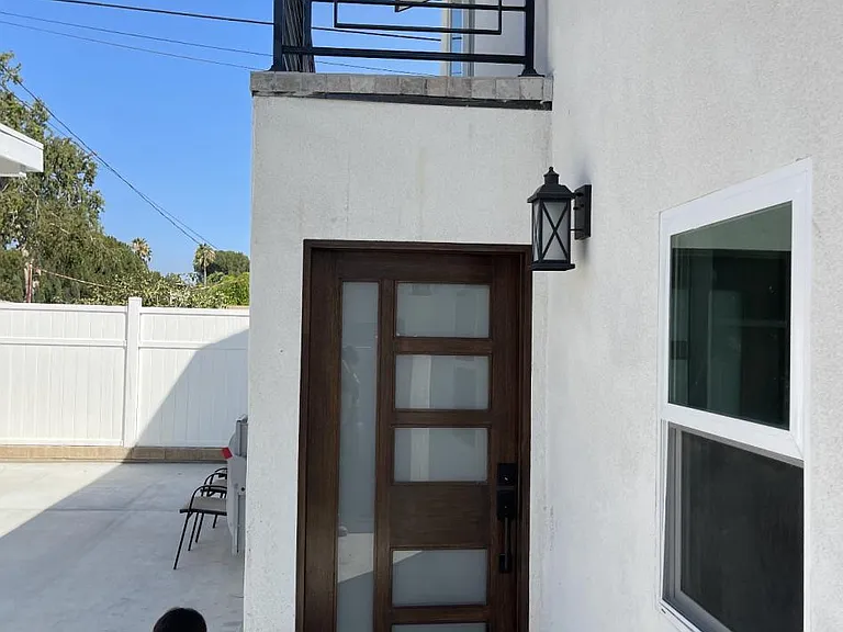 8602 Penfield Ave — Photo 11