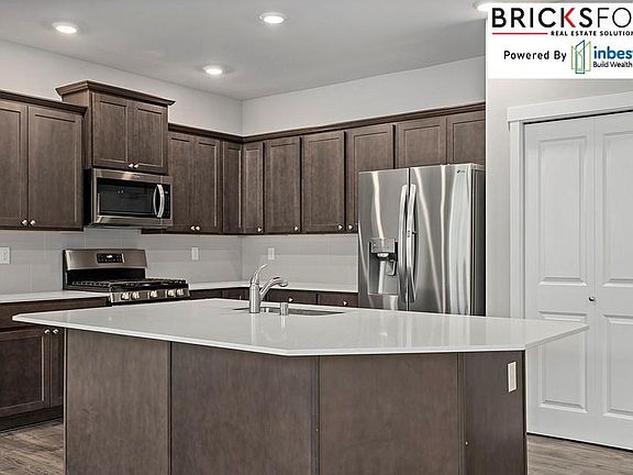4th image of 10521 185th Street Ct E