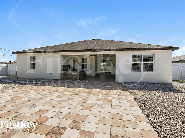 4116 SW 16th Pl — Photo 15