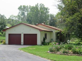 19394 Magnolia Rd, Crescent, IA 51526