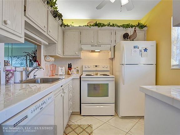 2nd image of 3406 NW 49th Ave APT 611