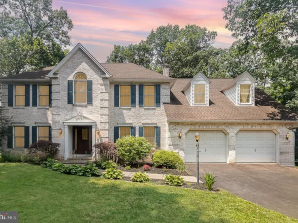 16 Triplett Ct, Dillsburg, PA 17019