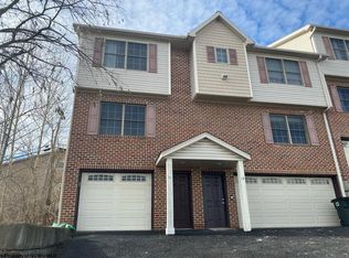 11 Ocean View Dr, Morgantown, WV 26505