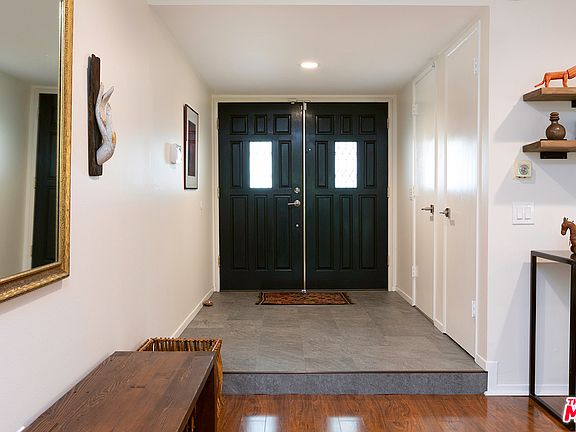 4th image of 6331 Wynne Ave