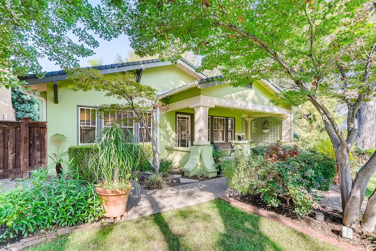 1000 43rd St, Sacramento, CA 95819 Zillow