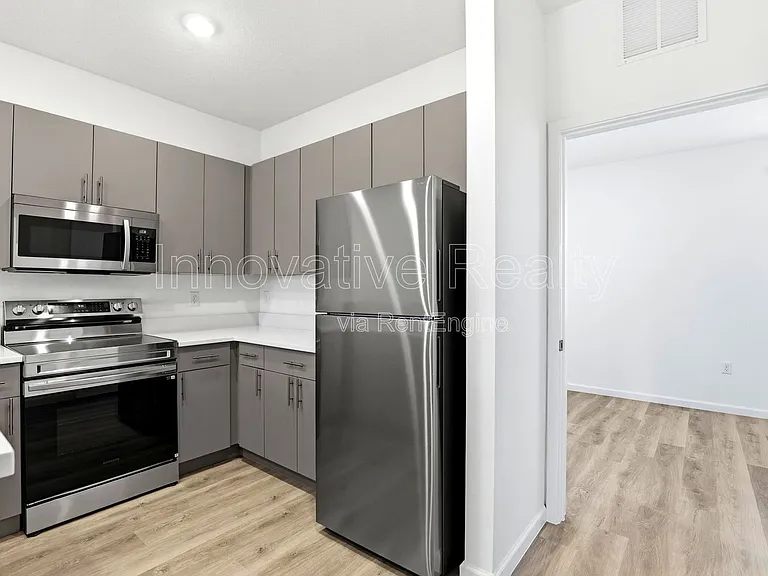 Venture Apartments — Photo 48