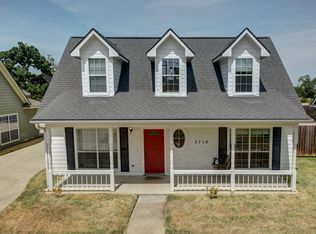 3719 Holick Ln, Bryan, TX 77801