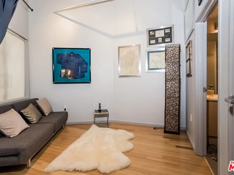 1130 S Flower St #416 — Photo 22