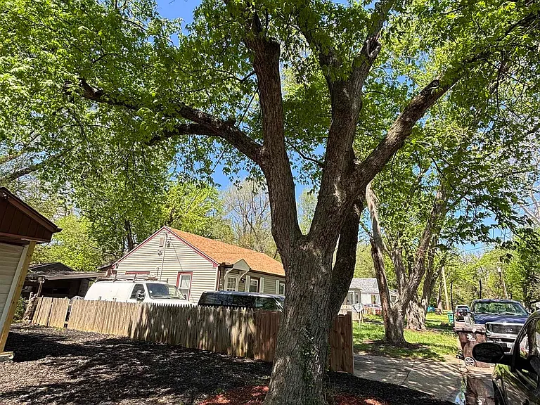 1703 N Valley Ave — Photo 12