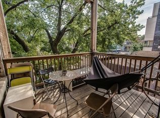 2403 W Moffat St APT 3, Chicago, IL 60647