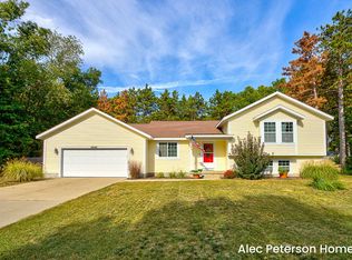 6666 Minard Dr, Muskegon, MI 49442