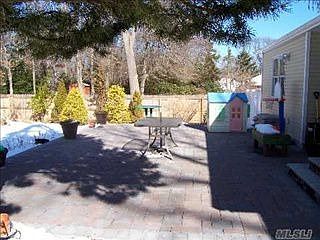 3rd image of 434 Mac Arthur Blvd