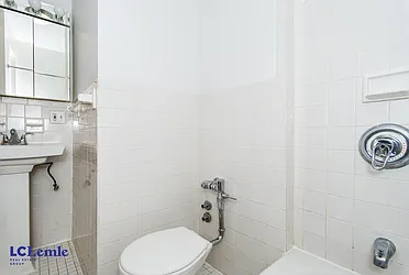 Rented by LC Lemle Real Estate Group