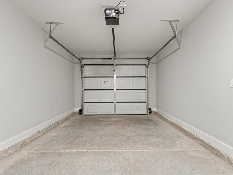 Lucas Ferry Townhomes — Photo 55