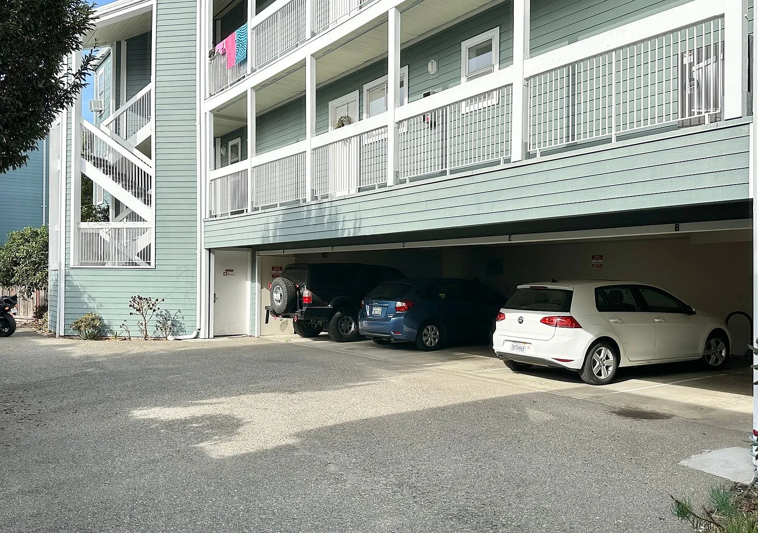 Cozy 2-Bedroom in a fantastic location! — Photo 1