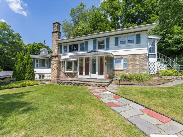 25 W Lakeshore Drive, Carmel, NY 10512