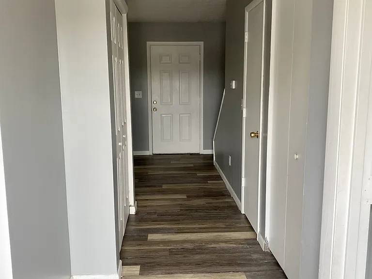 5724 Stiles Dr — Photo 6
