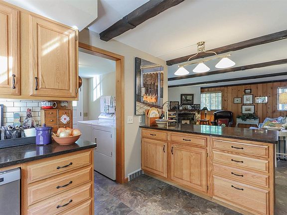 3rd image of 1621 Riverwood Ln