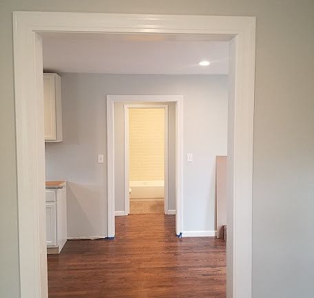 5th image of 633 Charlotte St SE