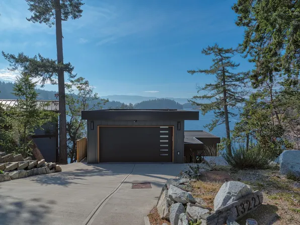 13221 Pinehaven Way, Sunshine Coast, BC V0N 1S1