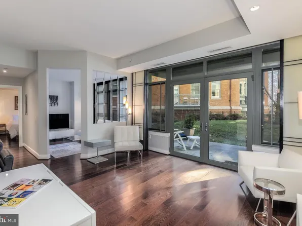 2425 L St NW Unit 211, Washington, DC 20036