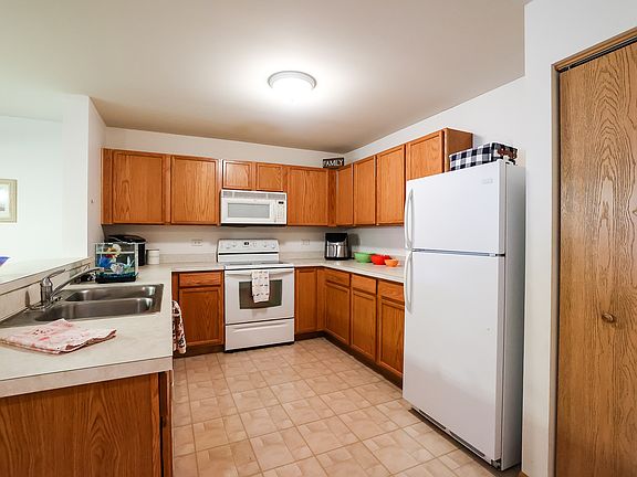 5th image of 2303 Silverstone Dr #2303