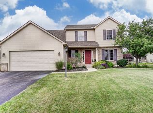 2345 Woods Edge Rd, Perrysburg, OH 43551