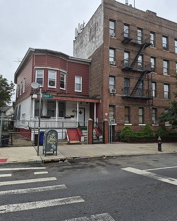 1st image of 51 Logan St