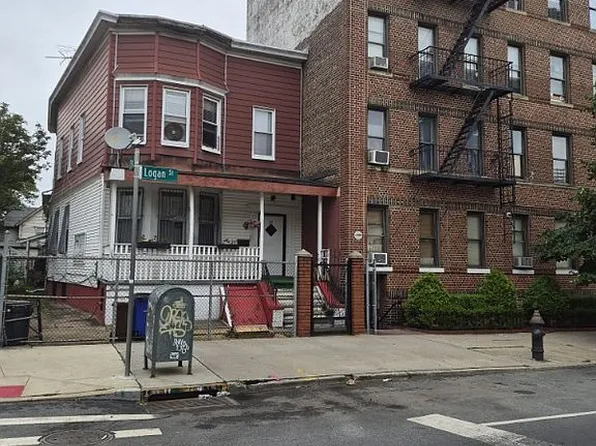 51 Logan St, Brooklyn, NY 11208