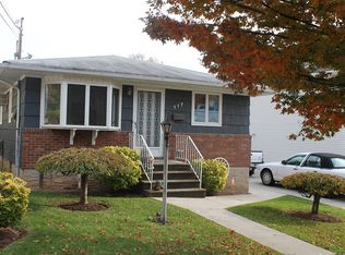117 Beacon Ave, Staten Island, NY 10306