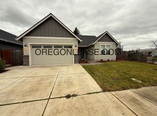1191 S 46th St, Springfield, OR 97478