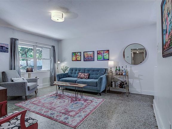 2nd image of 223 Oakwood Dr