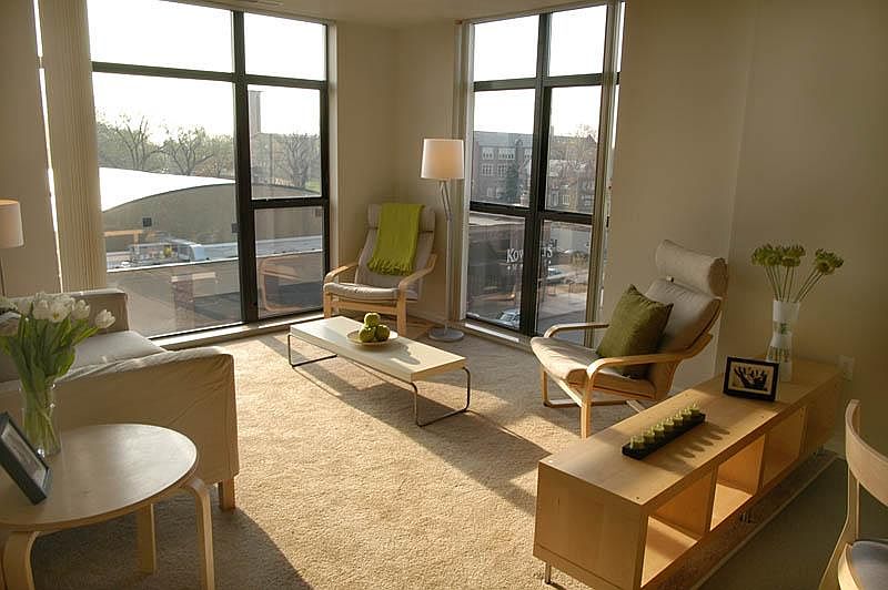 2nd image of 5320 Lyndale Ave S APT 301