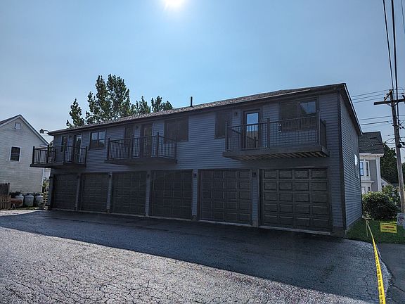 3rd image of 139 Union St #3