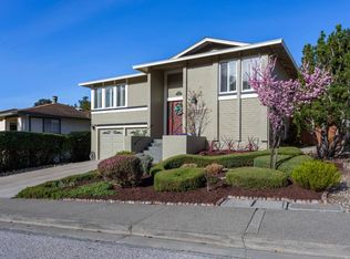 1117 Rainier Ave, Pacifica, CA 94044