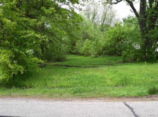38199 Murdicks Dr, New Baltimore, MI