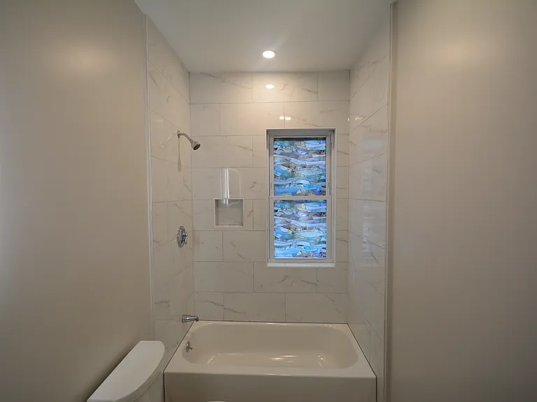 31 Claybourne St #1 — Photo 18