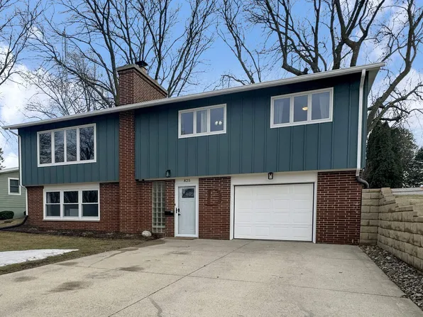 825 Glendale Park Dr, Hampton, IA 50441