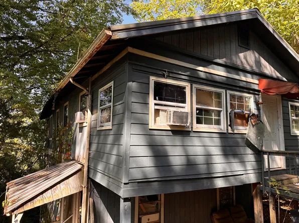 2415 N Crest Rd, Chattanooga, TN 37406