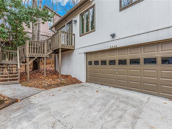 4th image of 2625 Merry Oaks Trl