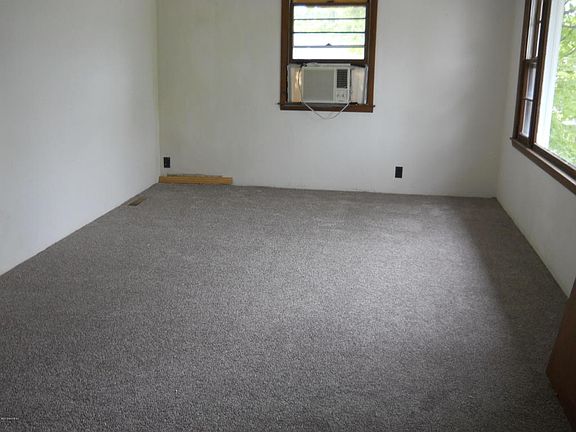 2nd image of 6078 Keeney Dr