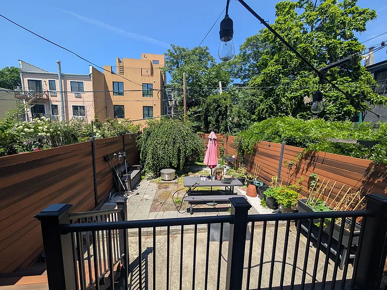 731 Madison St #1 — Photo 10
