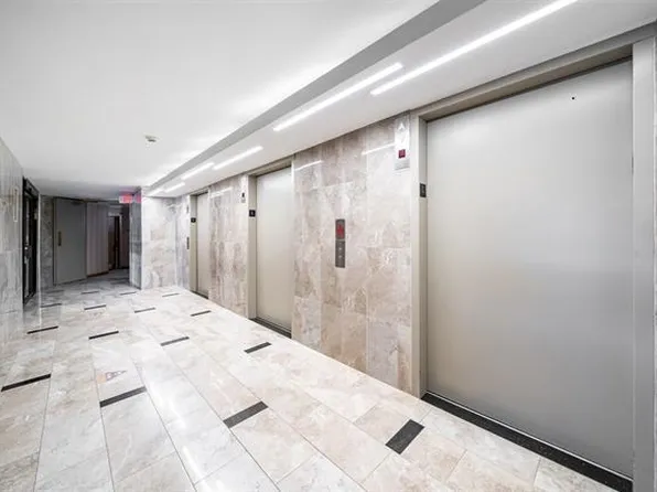 2006 Harmon Cove Tower image 23 of 43