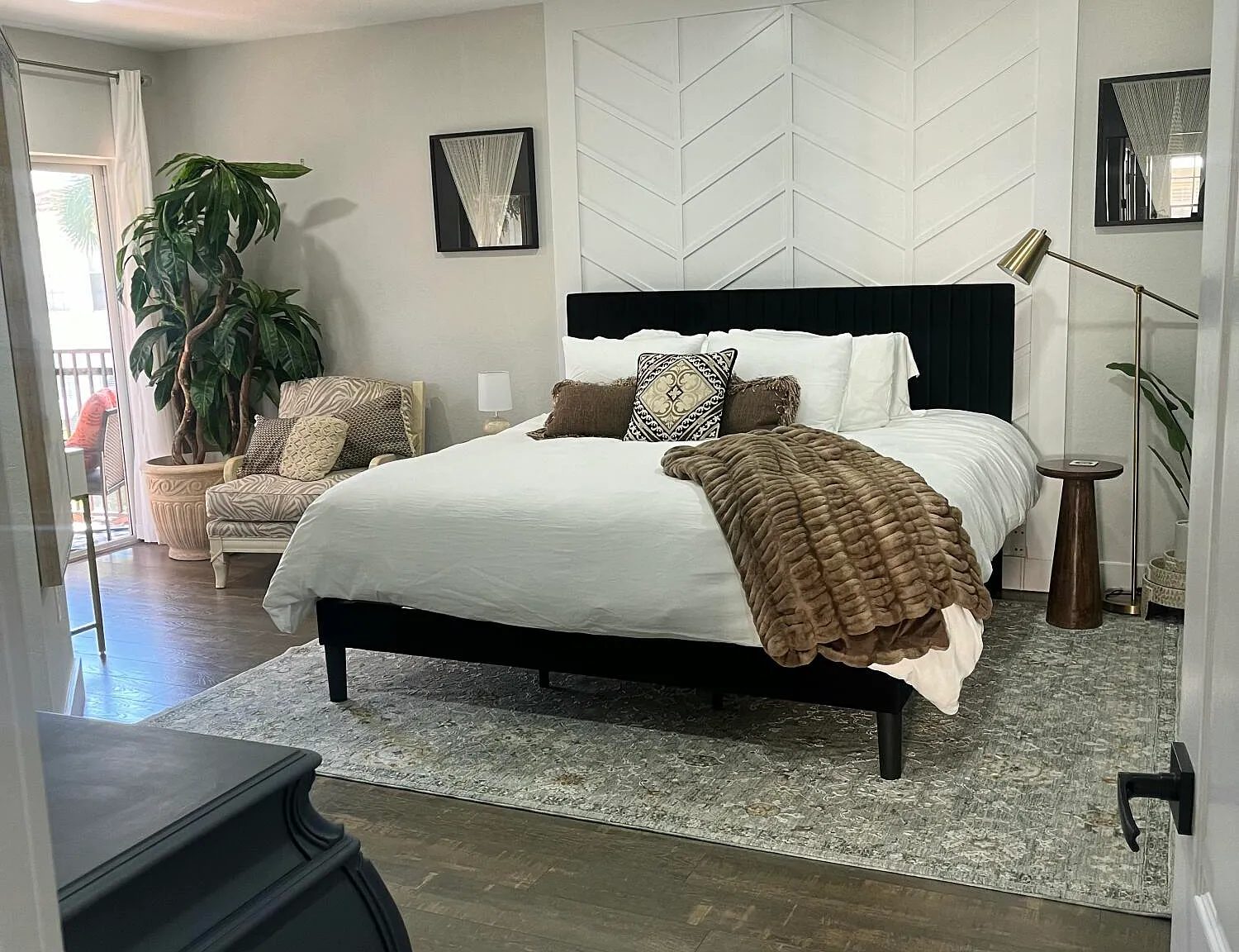 3 bed, 2.0 bath, 1536 sqft, $5,000 — Photo 4