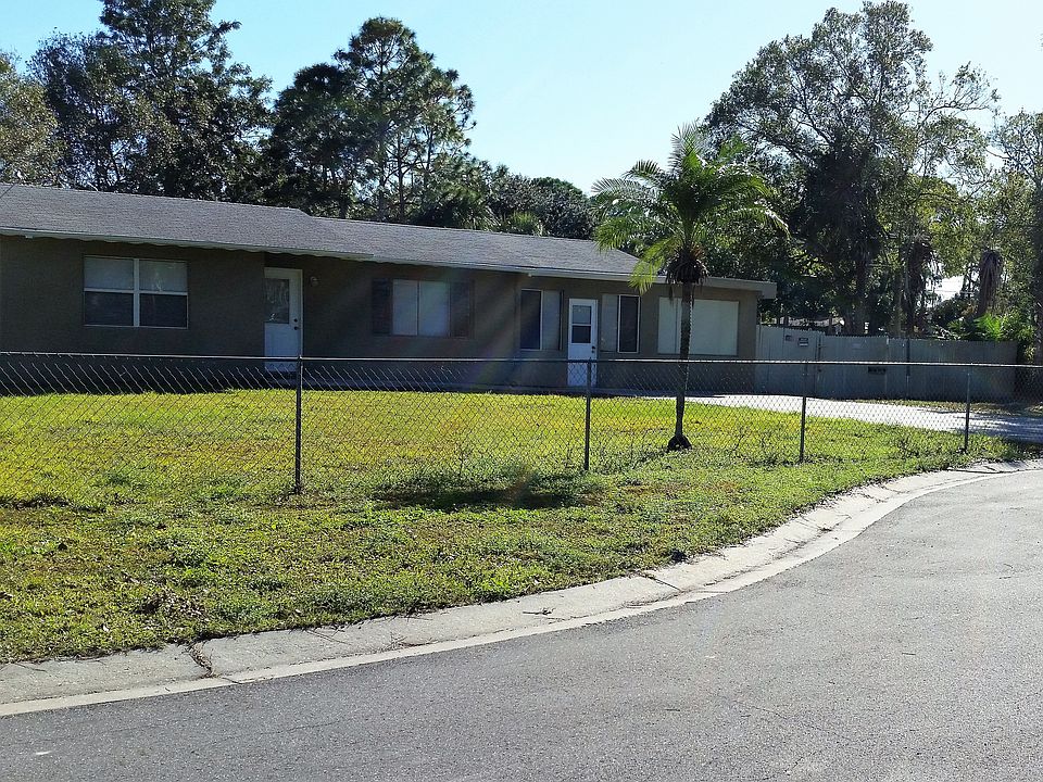 1st image of 422 Seeds Ave