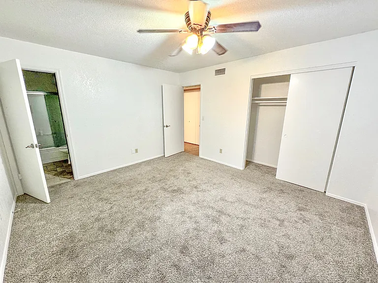 630 E Jensen St #158 — Photo 13