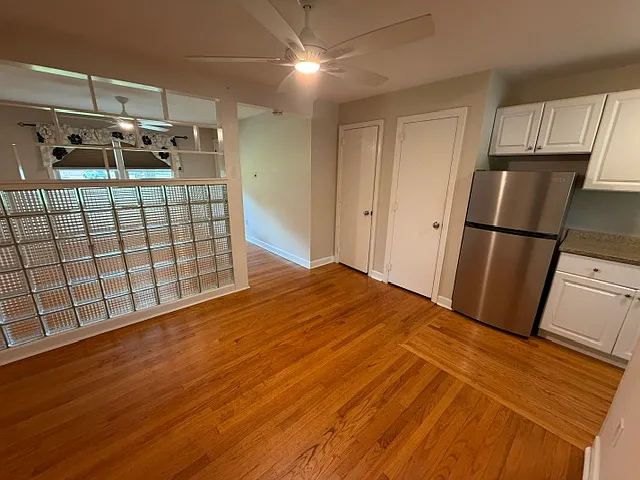 Studio, 275 sqft, $1,000 — Photo 2