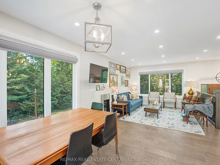 27 Irene Rd — Photo 8